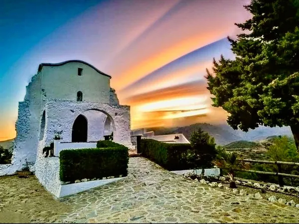 Ermita de Santa Ana al atardecer